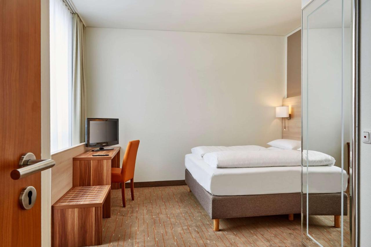 Hotel H+ Mitte Berlino