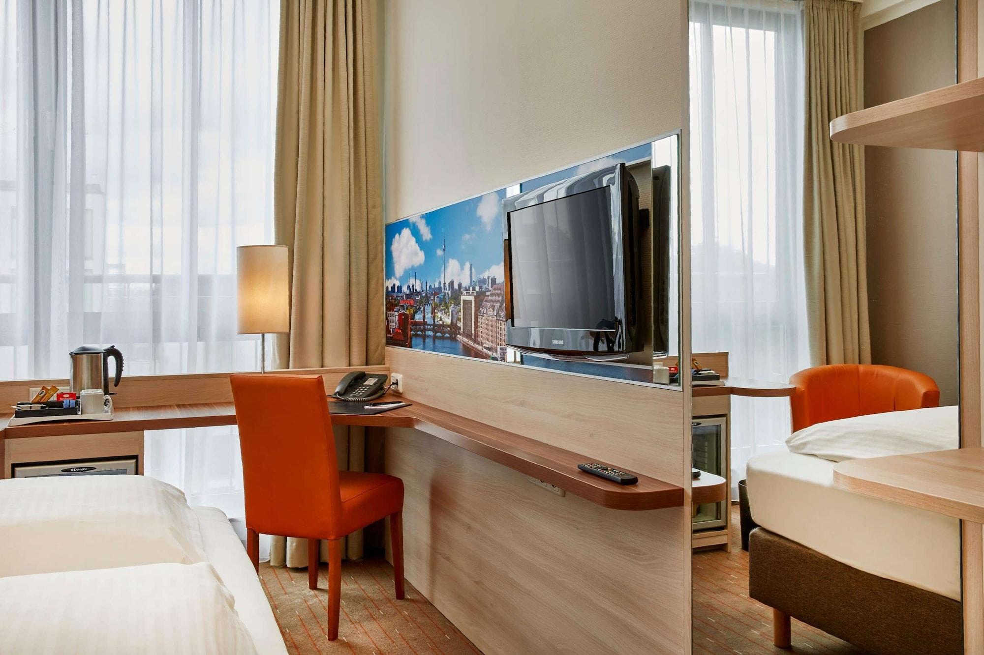 Hotel H+ Mitte Berlino